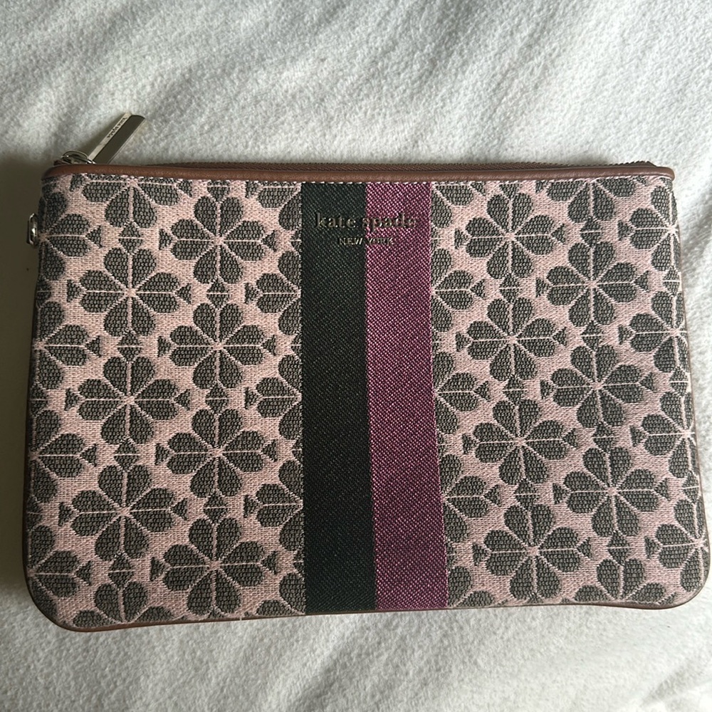 Kate spade pouch